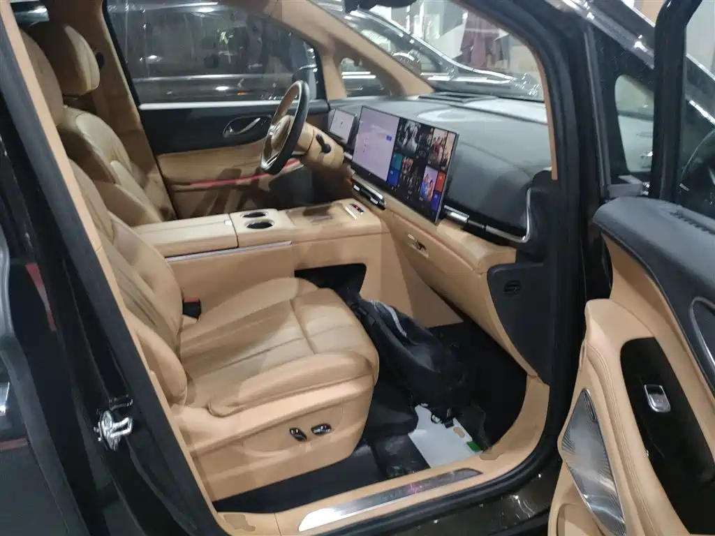 Voyah Auto Voyah Dreamer 2025 PHEV AWD Flagship Kunpeng Edition фото 19