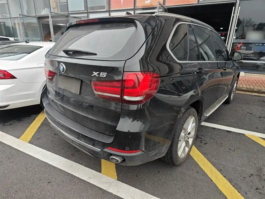 BMW X5 (Import) 2018 xDrive28i фото 7