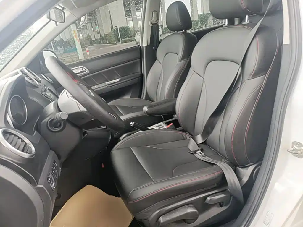 Фото 15 - Haval H6