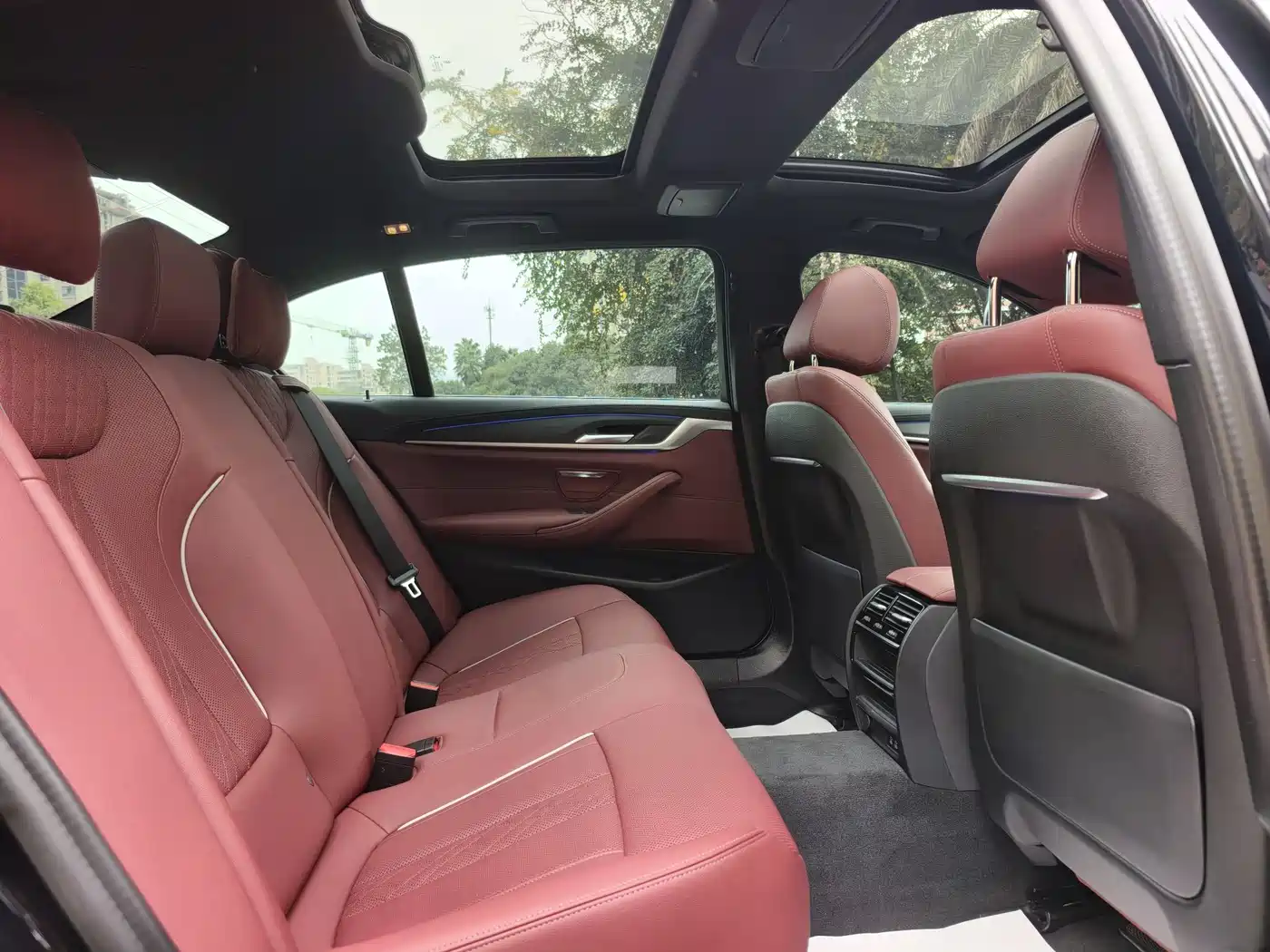 BMW 5 Series 2023 530Li Leading M Sport Package фото 14