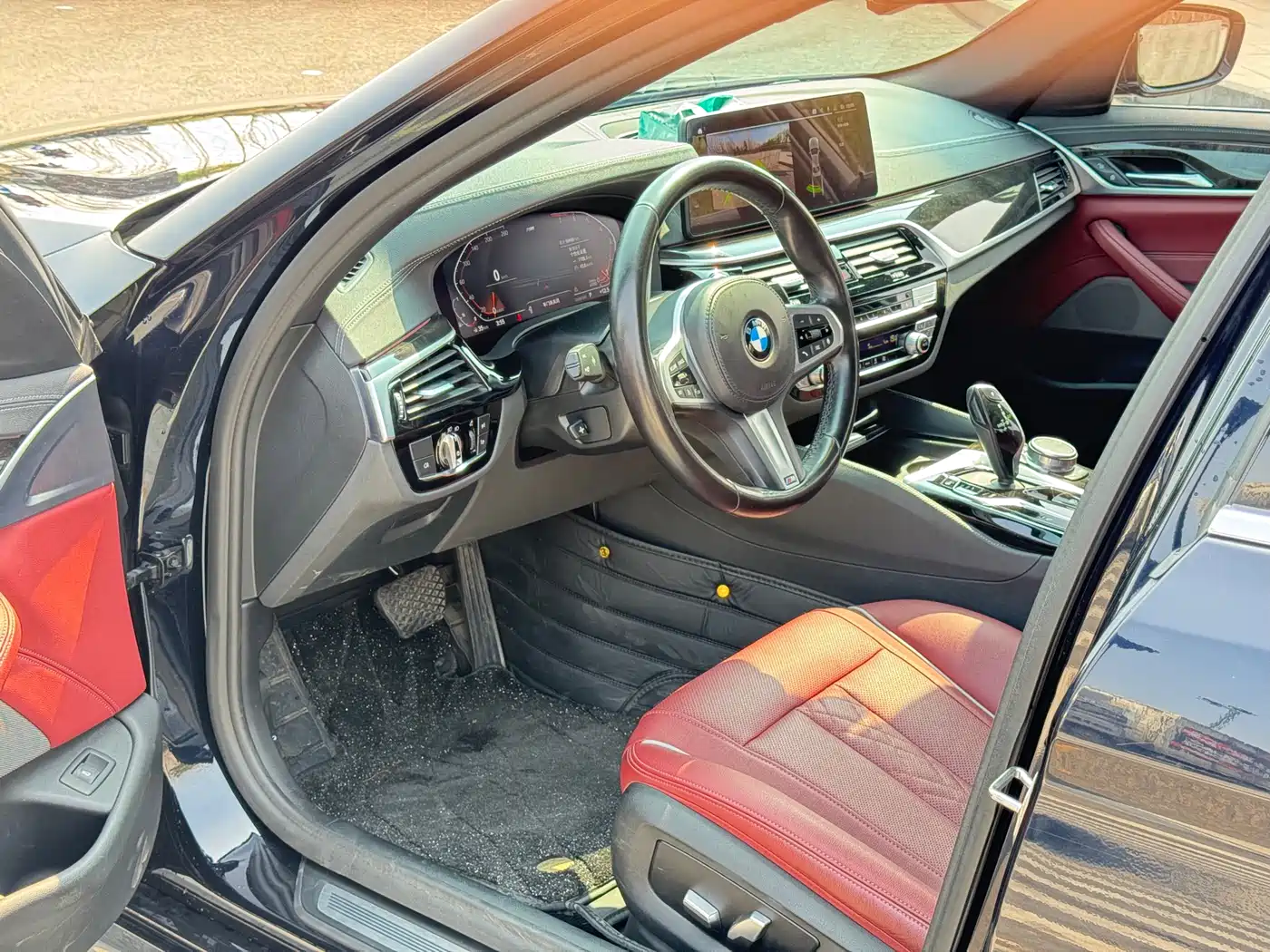 BMW 5 Series 2022 525Li M Sport Package фото 4