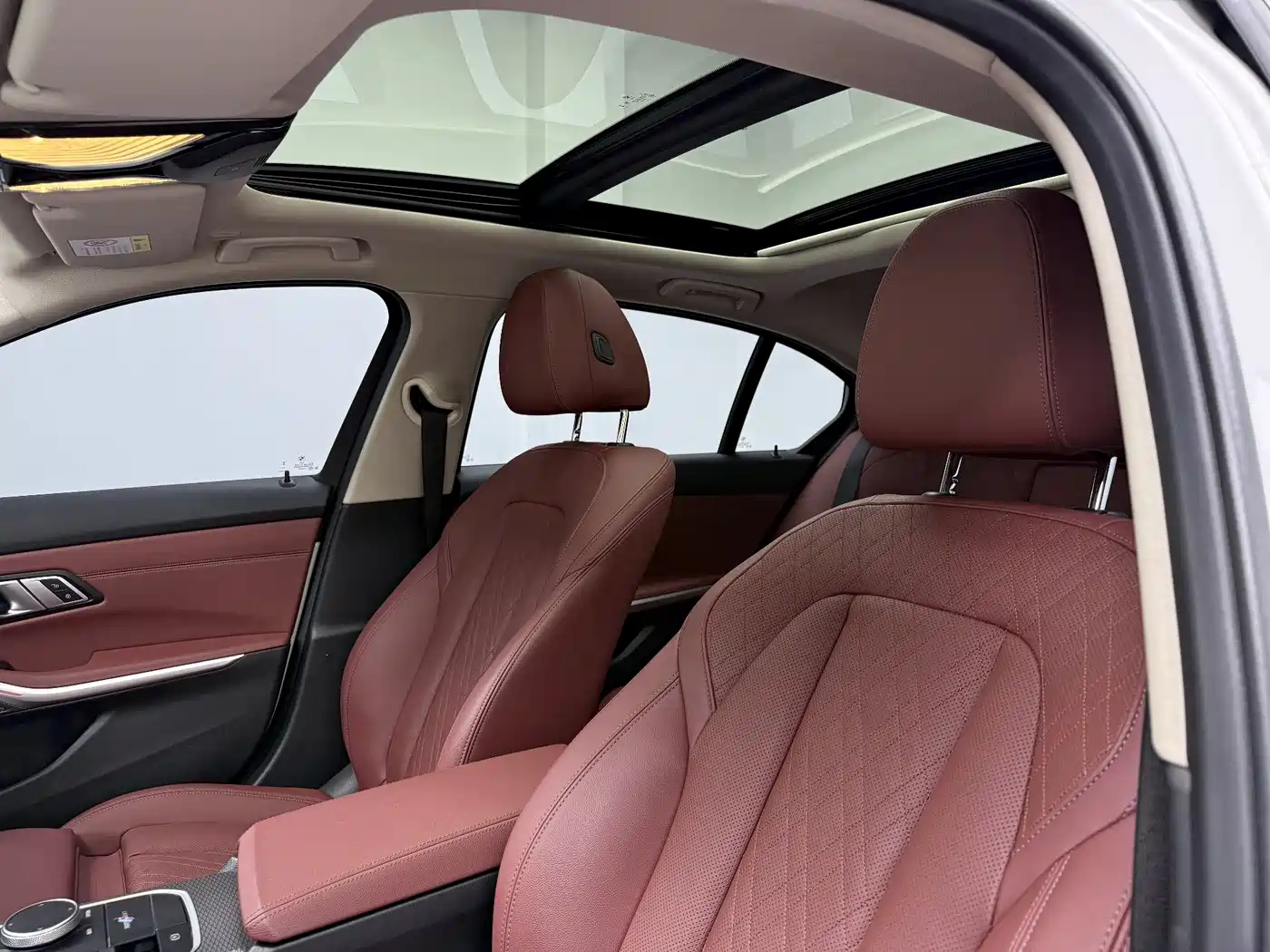 BMW i3 2024 eDrive 40 L Night Sport Package фото 12