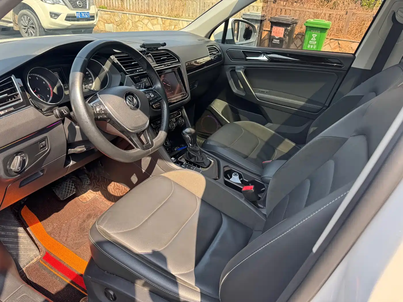 Volkswagen Tiguan L 2019 330TSI Automatic 2WD Smart Luxury Edition China VI фото 2