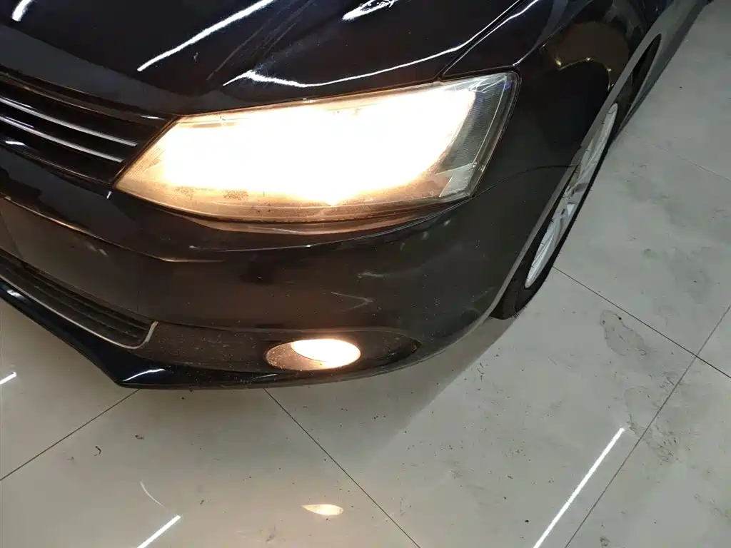 Volkswagen Sagitar 2014 Facelift 1.4TSI Automatic Luxury фото 18