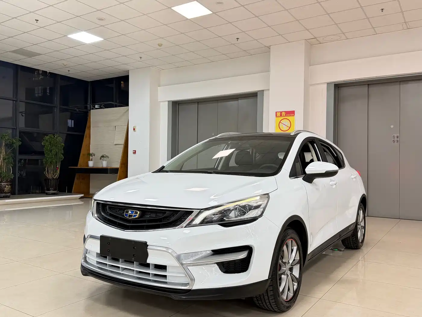 Geely Emgrand GS 2016 — пригон из Китая