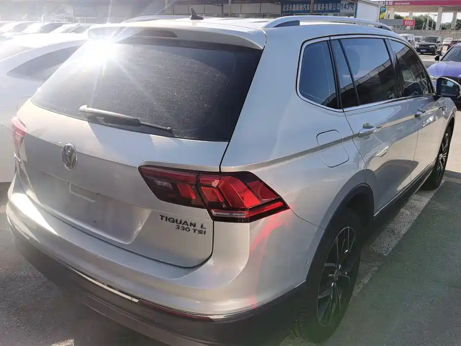 Volkswagen Tiguan L 2019 330TSI Auto 2WD Smart Luxury Edition China V фото 3