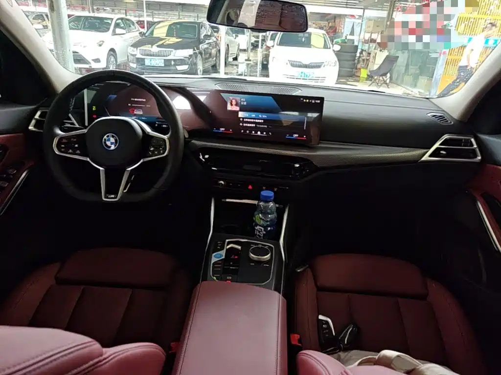 Фото 10 - BMW i3