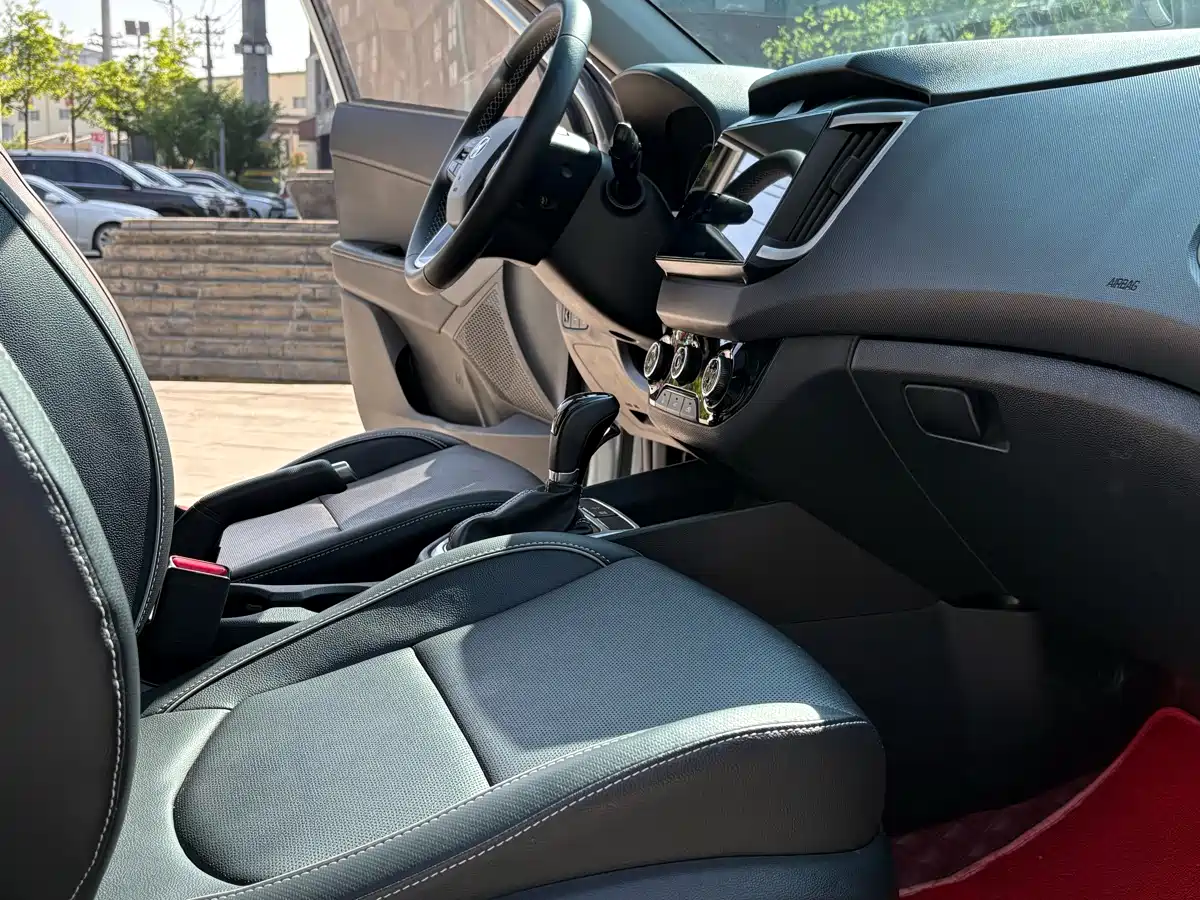 Hyundai Beijing Hyundai ix25 2017 1.6L Automatic Smart Edition фото 13