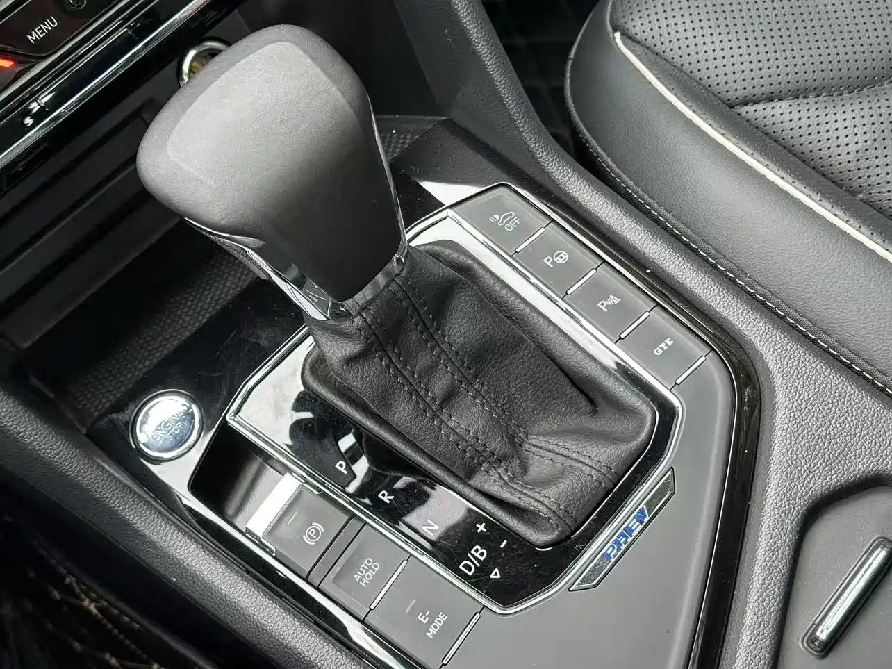 Volkswagen Tiguan L PHEV 2020 430PHEV Plug-in Hybrid Flagship Edition фото 12