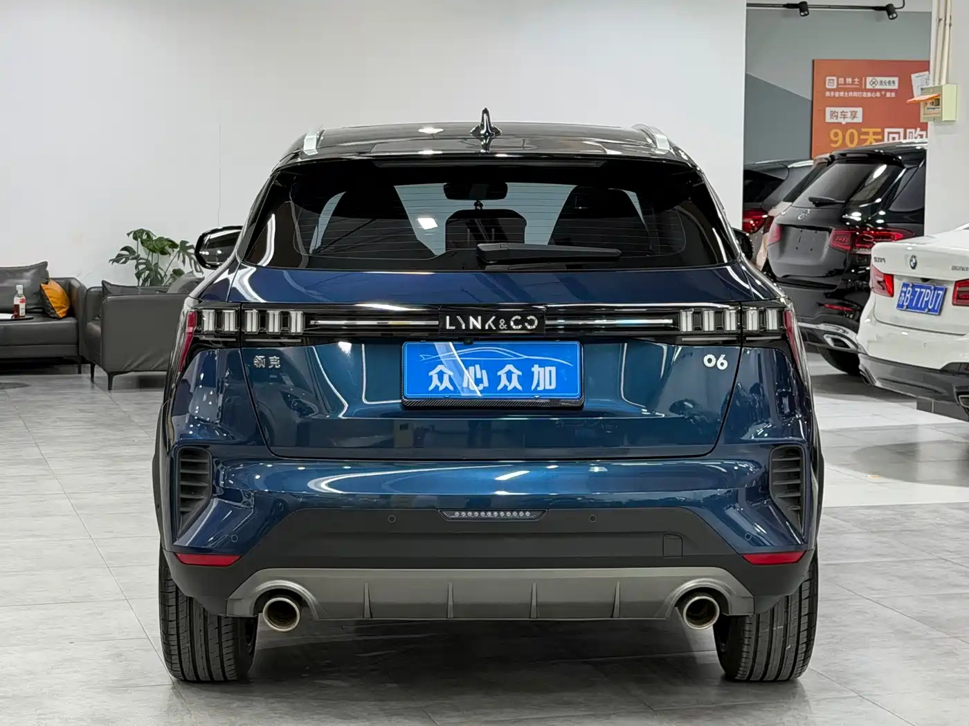 Lynk & Co 06 2020 1.5T Halo фото 5