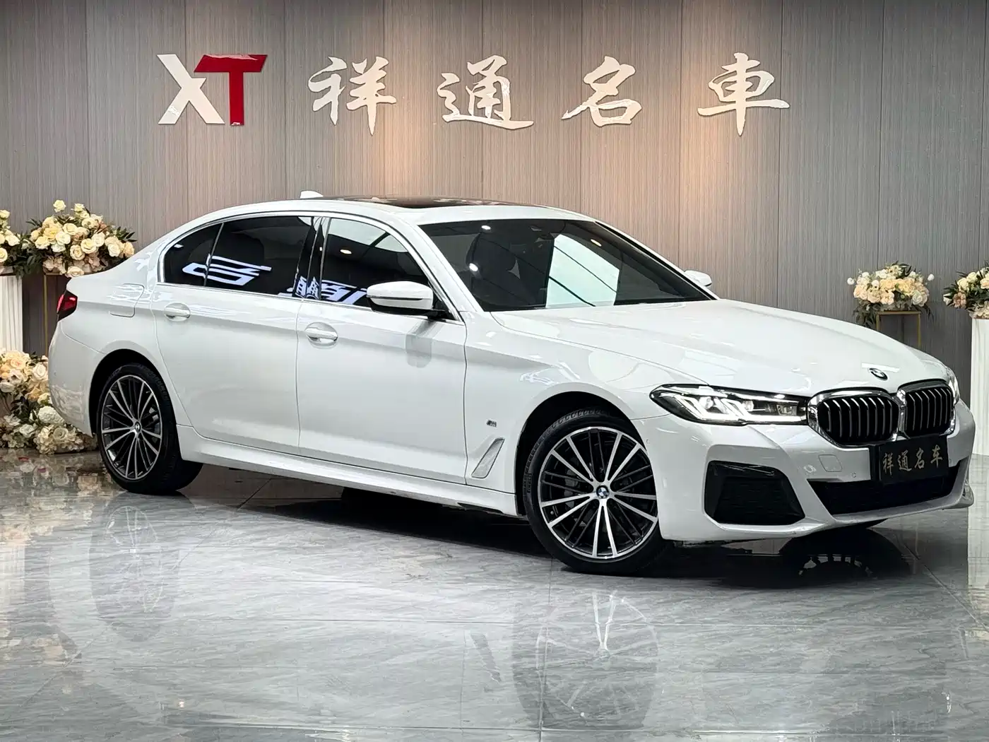 BMW 5 Series 2021 530Li Leading M Sport Package фото 3