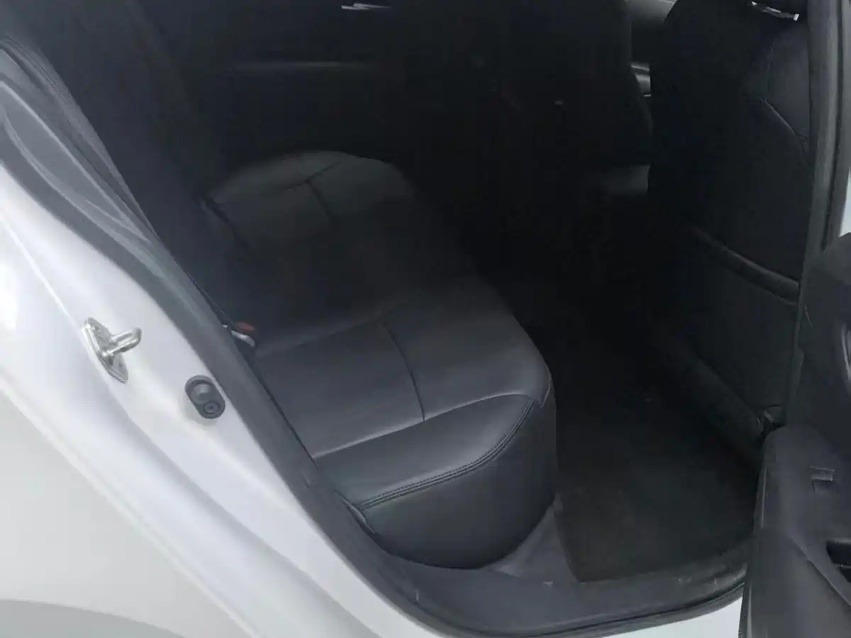 Toyota Corolla 2021 TNGA 1.5L CVT Pioneer Edition фото 21