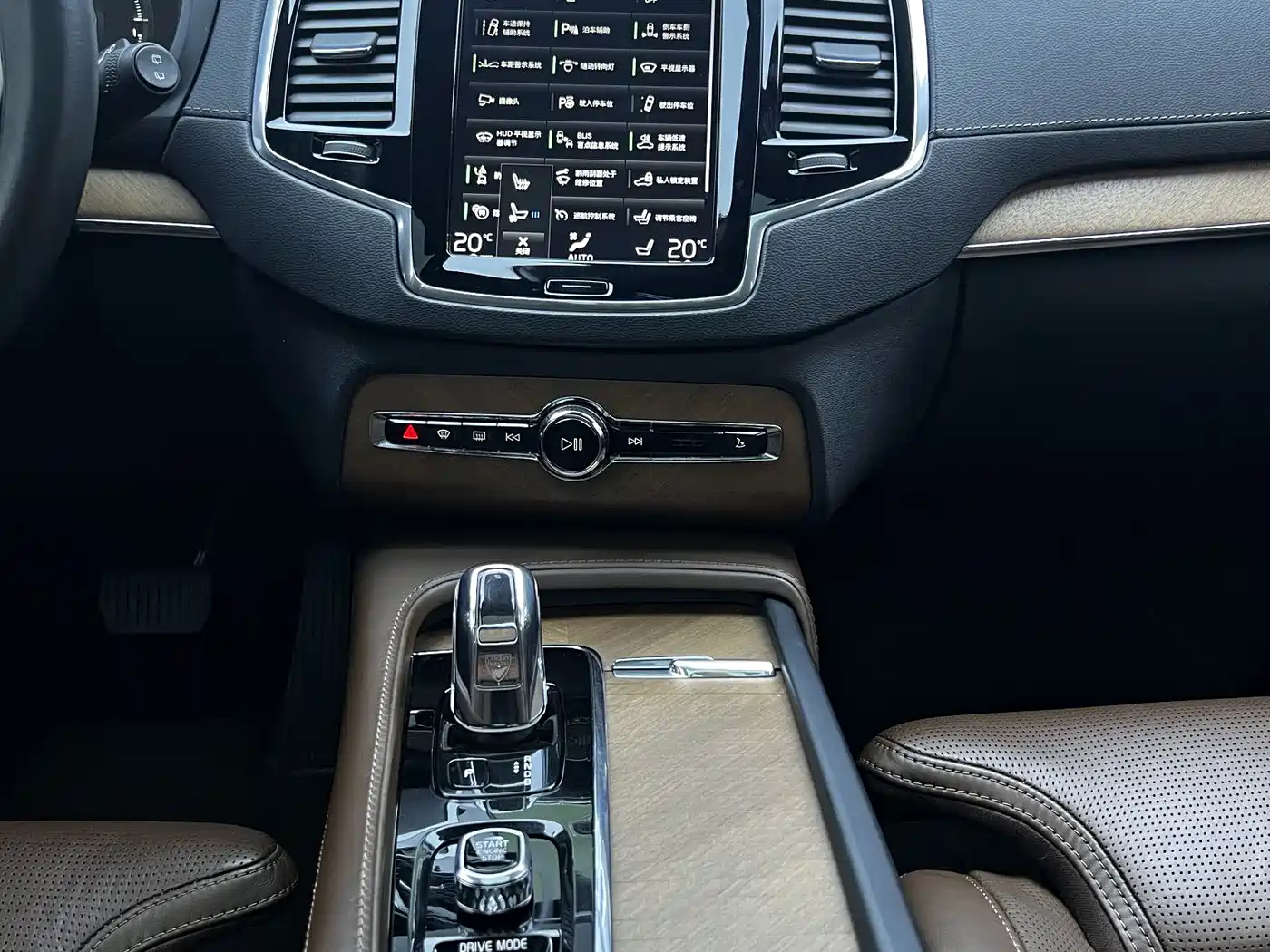 Volvo XC90 Plug-in Hybrid 2018 2018 E-Drive Hybrid T8 Excellence 7-seater