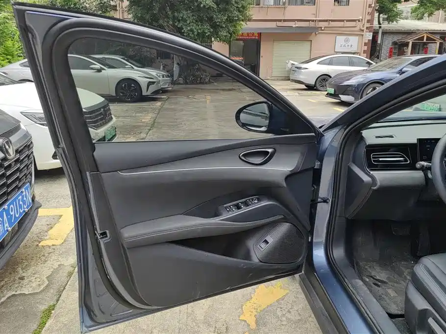BYD Seal 06 New Energy 2025 DM-i Smart Drive 80KM Luxury фото 7