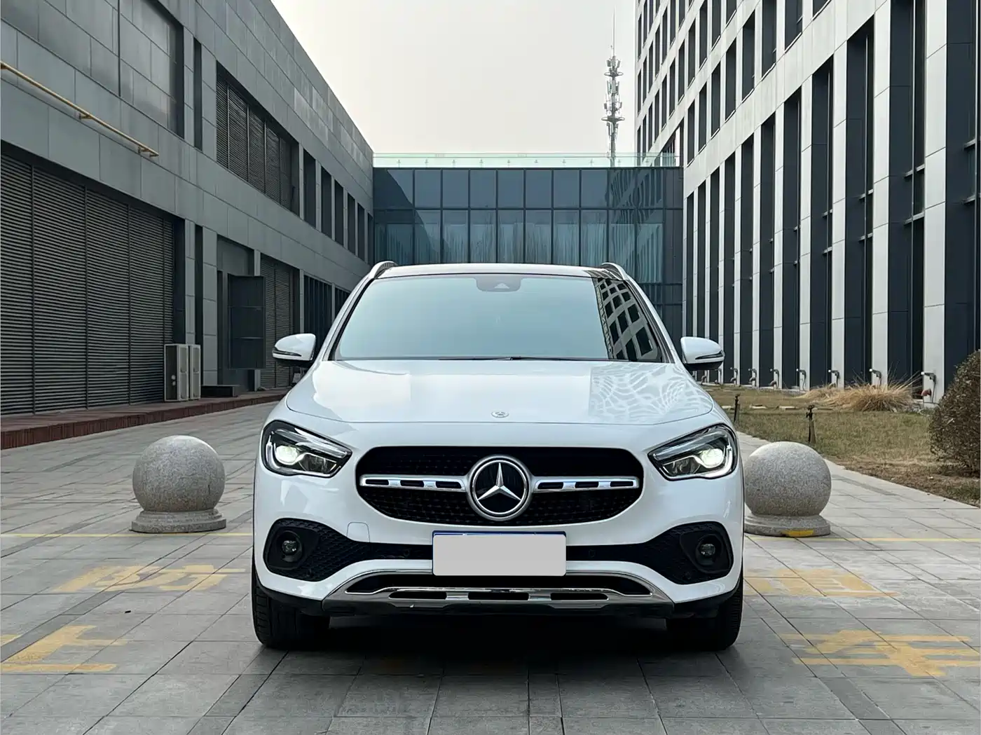 Mercedes-Benz GLA 2023 GLA 220 фото 2