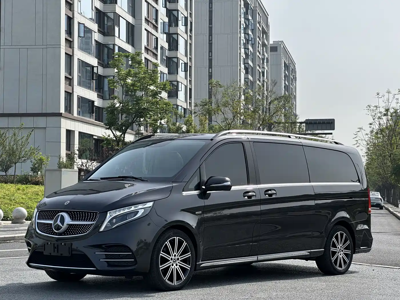 Mercedes-Benz V-Class 2022 V 260 L Long Wheelbase Luxury Edition