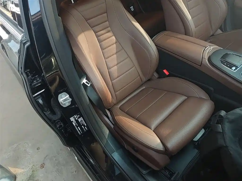Mercedes-Benz E-Class 2022 Second Facelift E 300 L Sport Luxury фото 25
