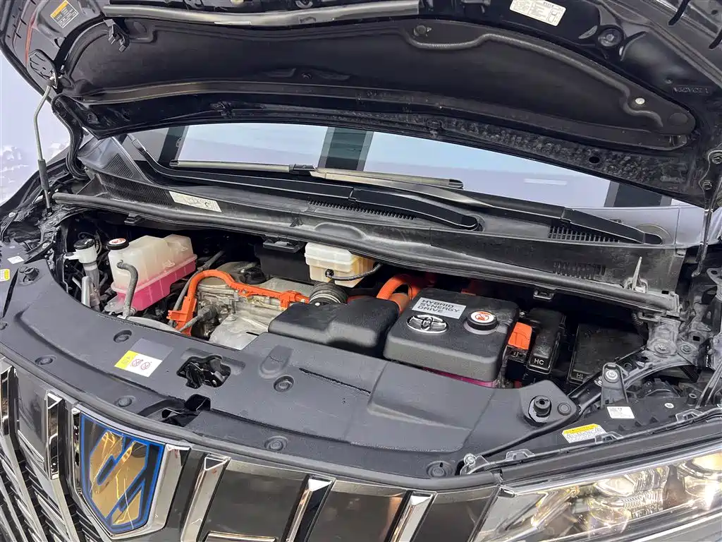 Toyota Alphard 2023 Dual Hybrid 2.5L Ultimate Gold Edition фото 12