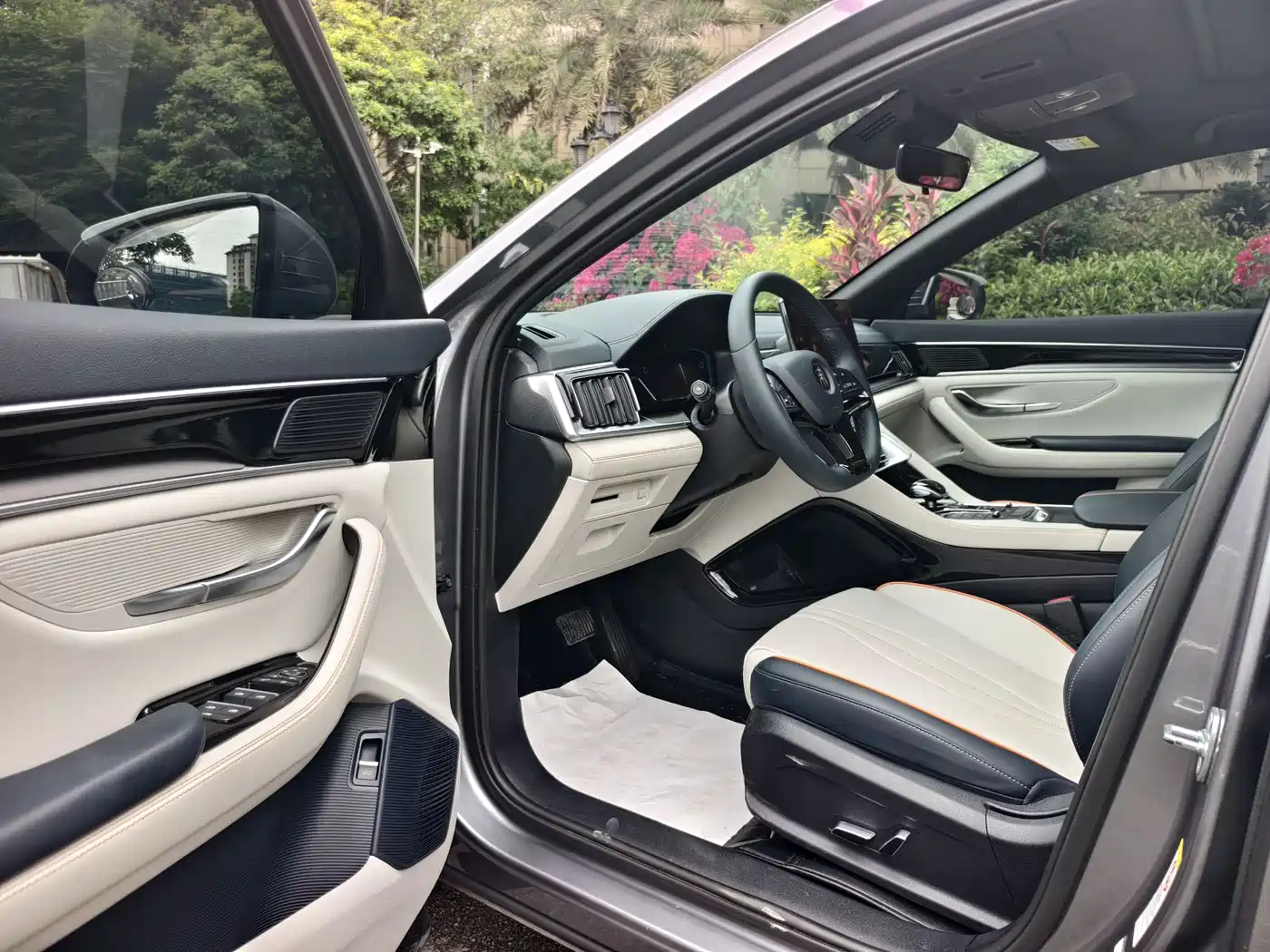 BYD Song PLUS PHEV 2021 DM-i 110KM Flagship фото 8