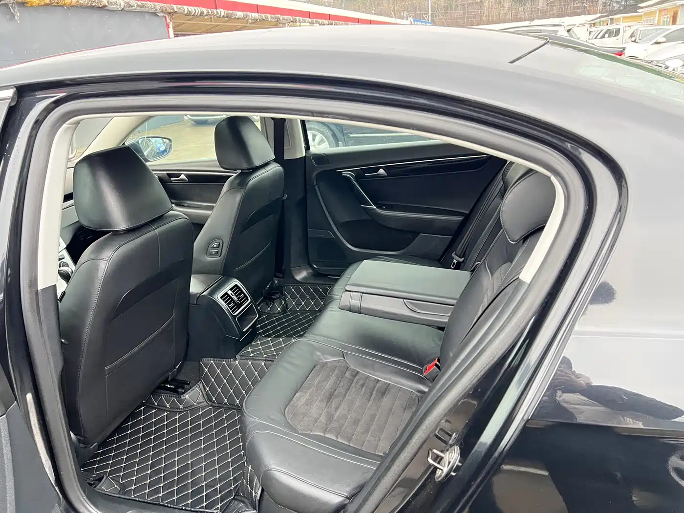 Volkswagen Magotan 2015 1.8TSI Luxury фото 14
