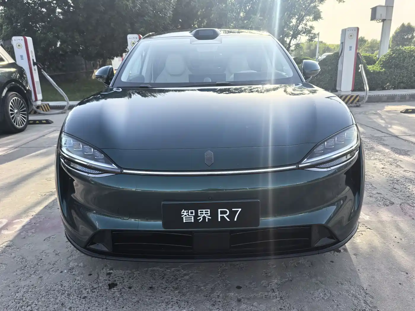 2026 Zhijie Luxeed R7