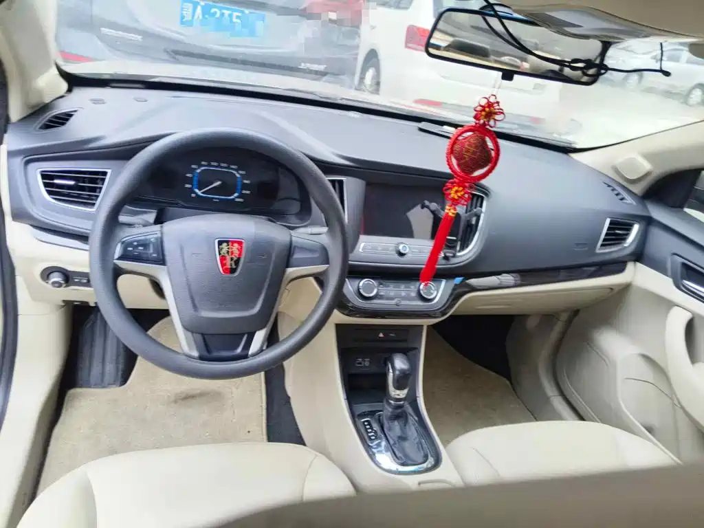Roewe 360 2015 2015 1.5L Automatic Luxury