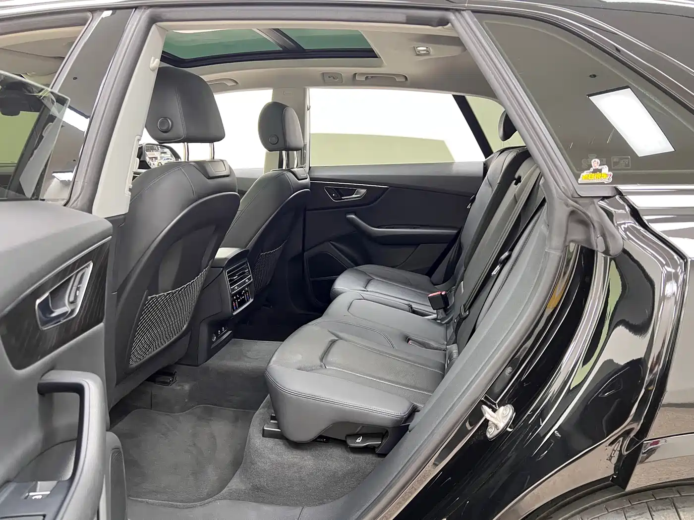 Audi Q8 2022 55 TFSI Luxury Dynamic фото 17