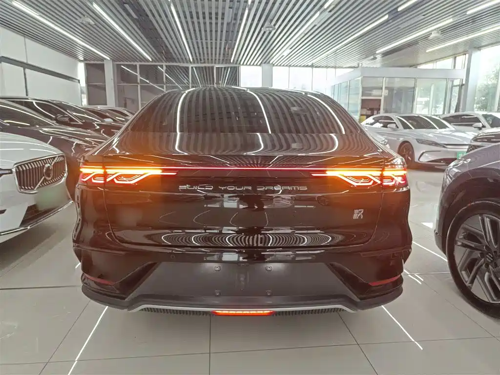 BYD Han 2024 DM-i Glory Edition 121KM Premium фото 4