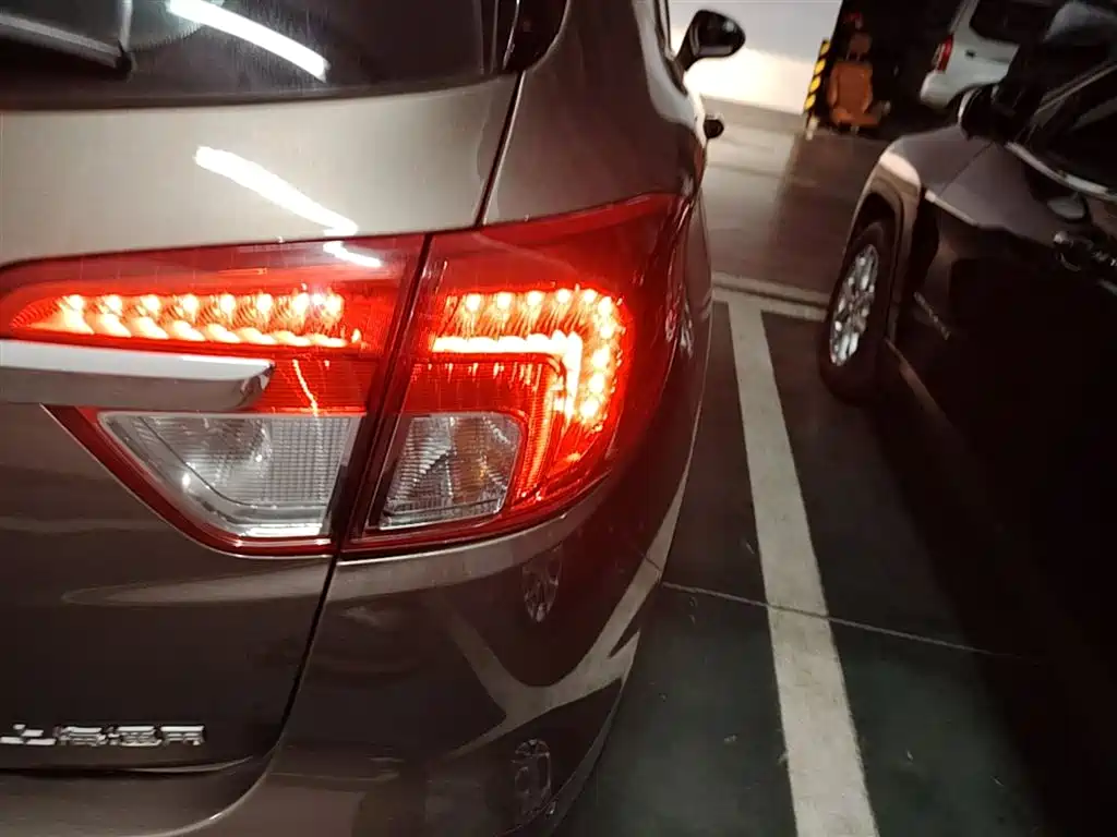Buick Envision Plus 2014 28T 4WD Elite фото 24
