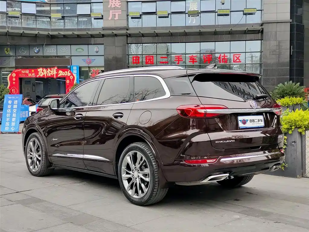 Buick Enclave 2022 652T 4WD Avenir 6-Seater фото 4