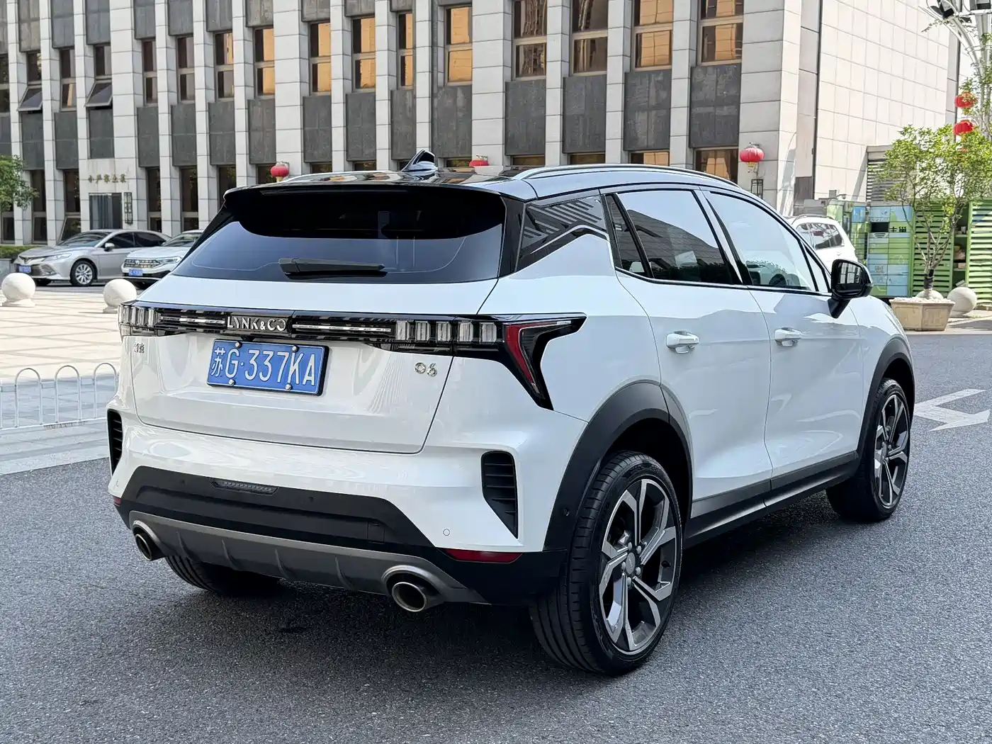 Lynk & Co 06 2023 Remix 1.5T Power Halo фото 6