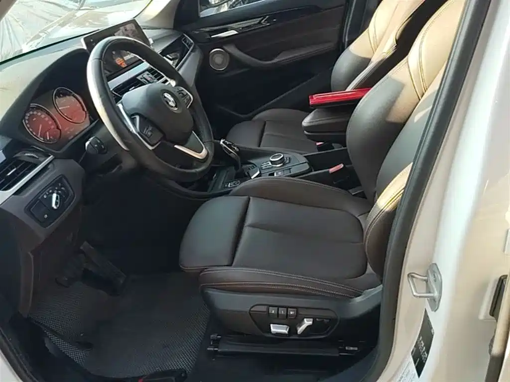 BMW X1 2021 sDrive20Li Fashion фото 15