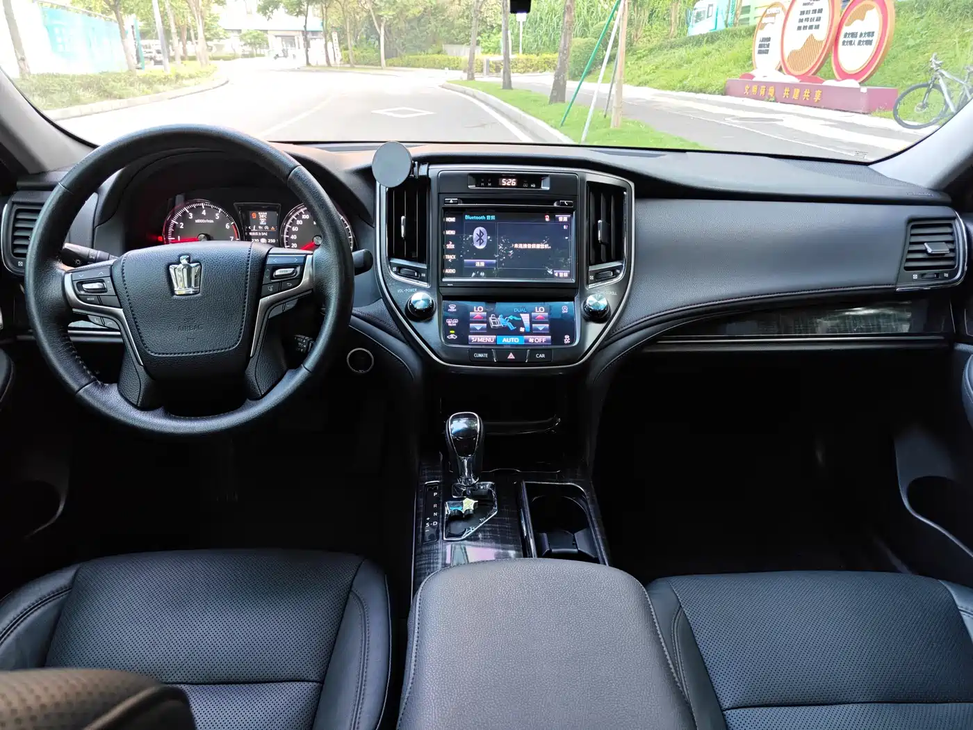 Toyota Crown 2015 2.0T Fashion фото 5