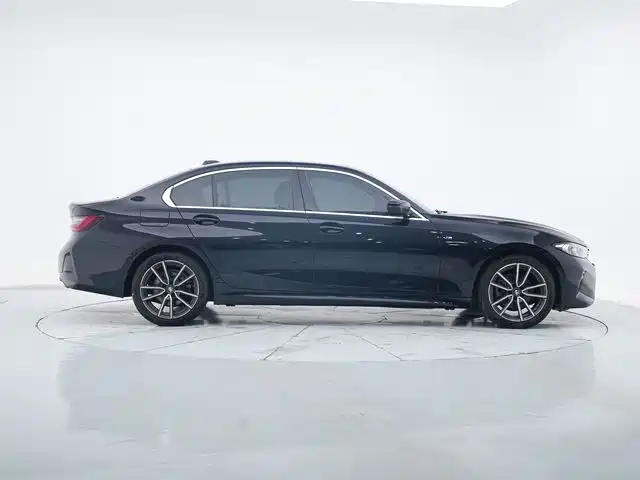 BMW 3 Series 2023 320Li M Sport Package фото 8