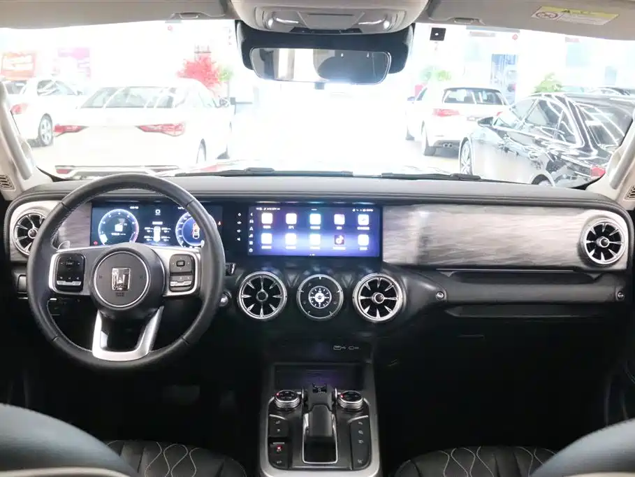 Tank 300 2021 Off-road Edition 2.0T Challenger фото 5