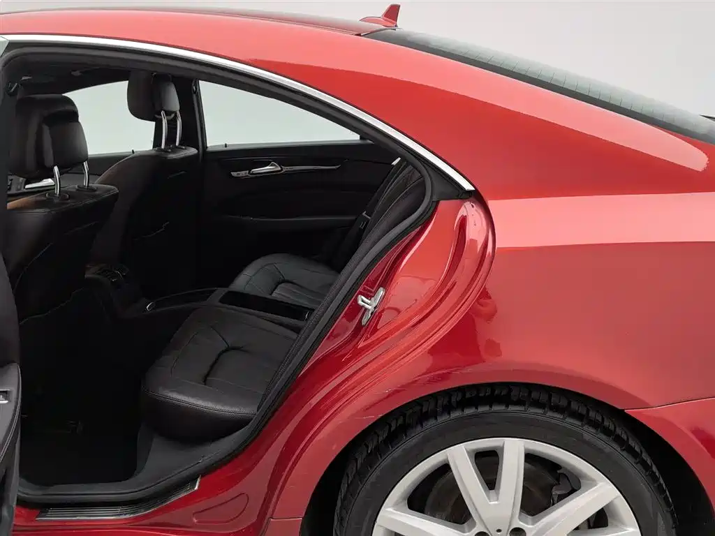 Mercedes-Benz CLS 2012 CLS 300 CGI фото 15