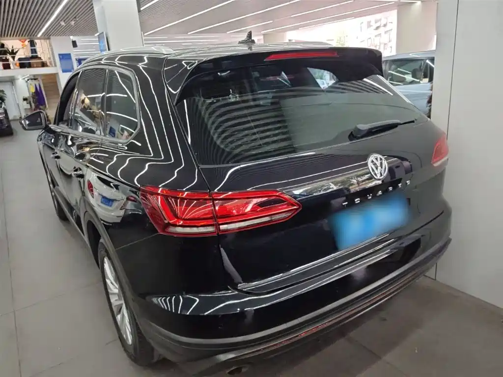 Volkswagen Touareg 2019 2.0TSI Pilot Edition China VI фото 5