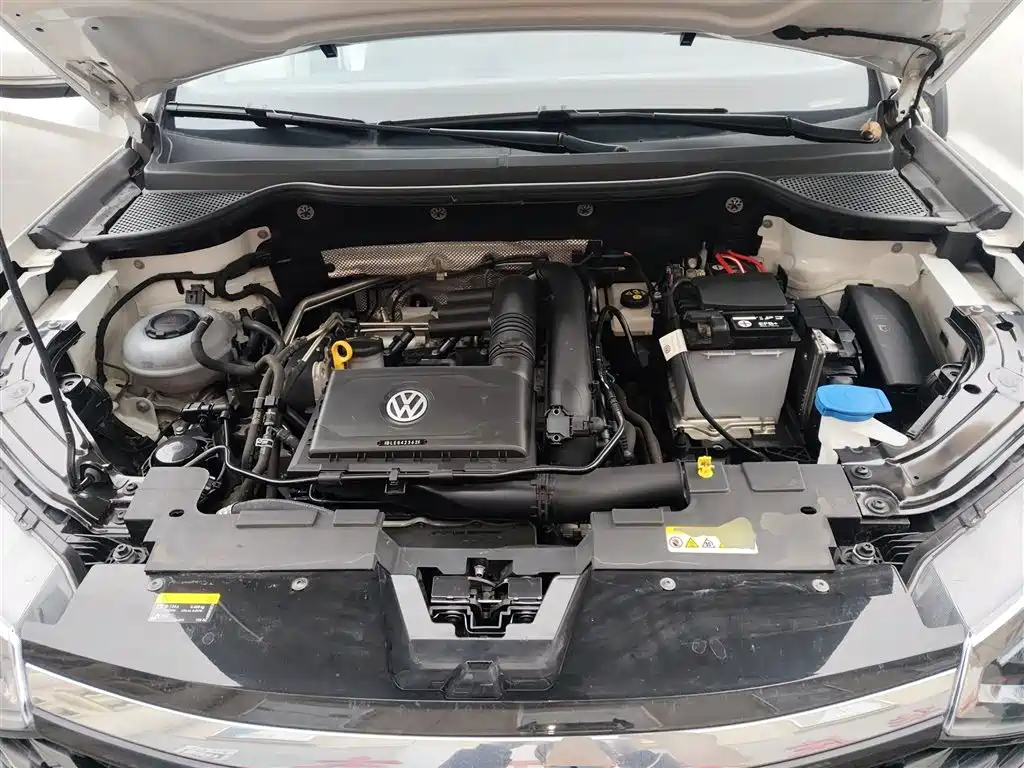 JETTA VS7