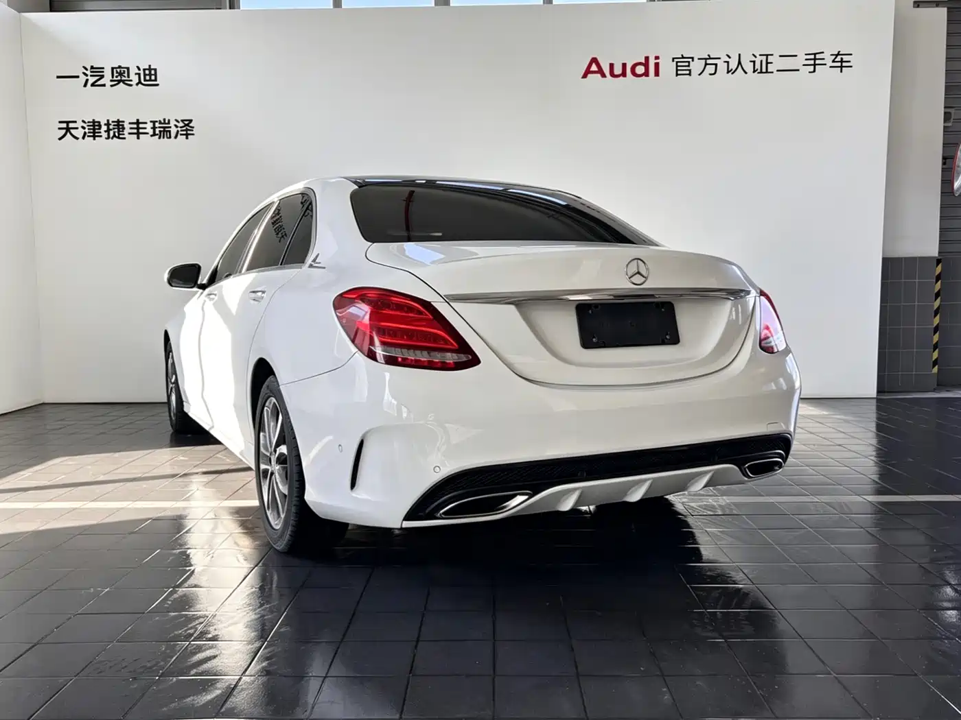 Mercedes-Benz C-Class 2017 Facelift C 180 L Fashion Sport Edition фото 4