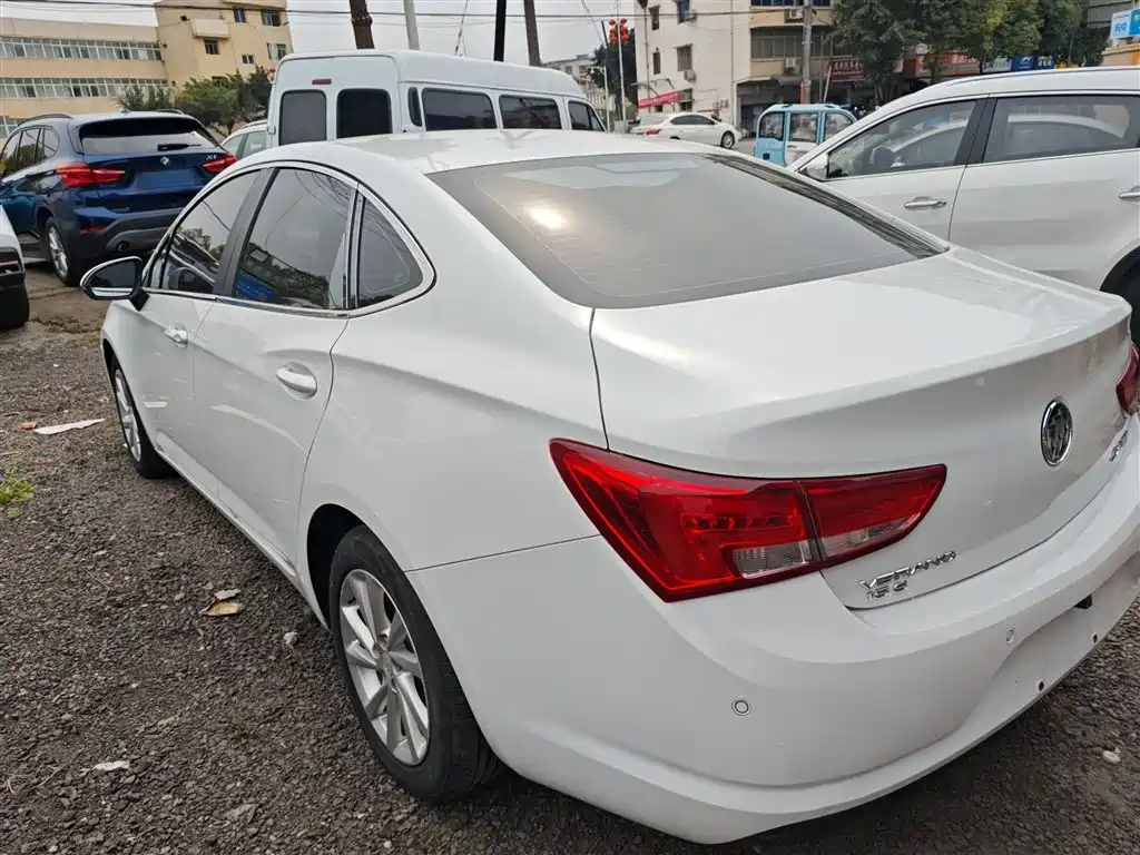Buick Verano 2019 Sedan 15S Auto Leading фото 5