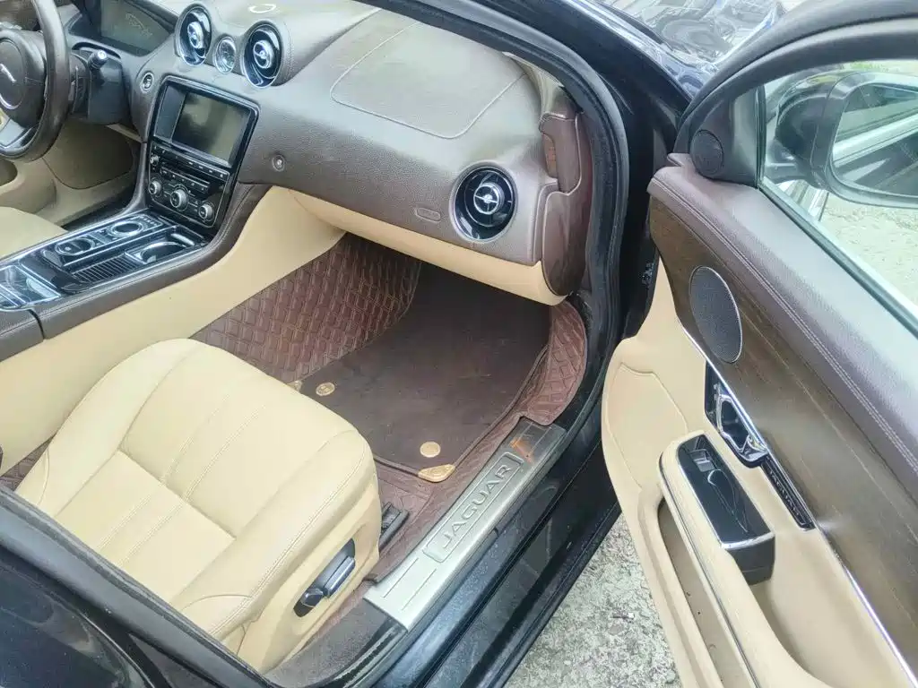 Jaguar XJ 2015 2014 XJL 2.0T 2WD Elegant Business Edition