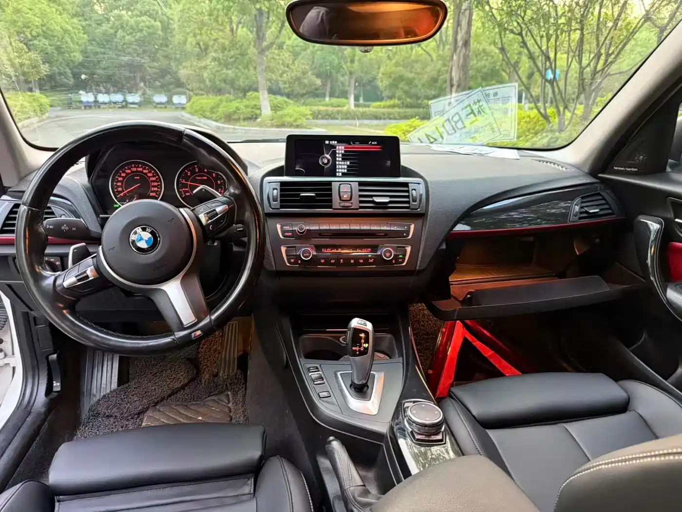 BMW 1 Series (Import) 2013 Facelift 118i Sport Model фото 16
