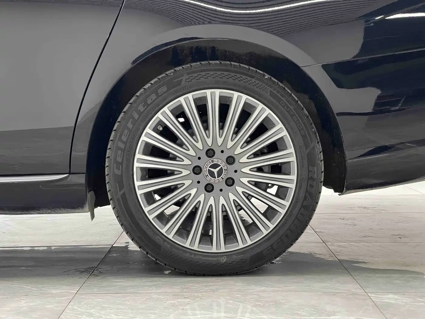 Mercedes-Benz E-Class 2021 Facelift E 300 L Luxury фото 18