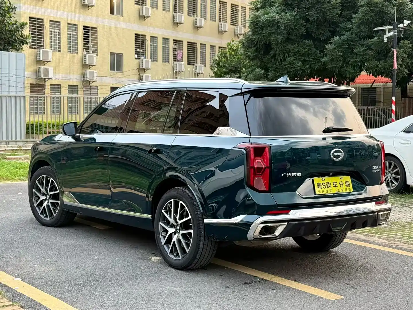 Photo 7 - GAC Trumpchi GS8