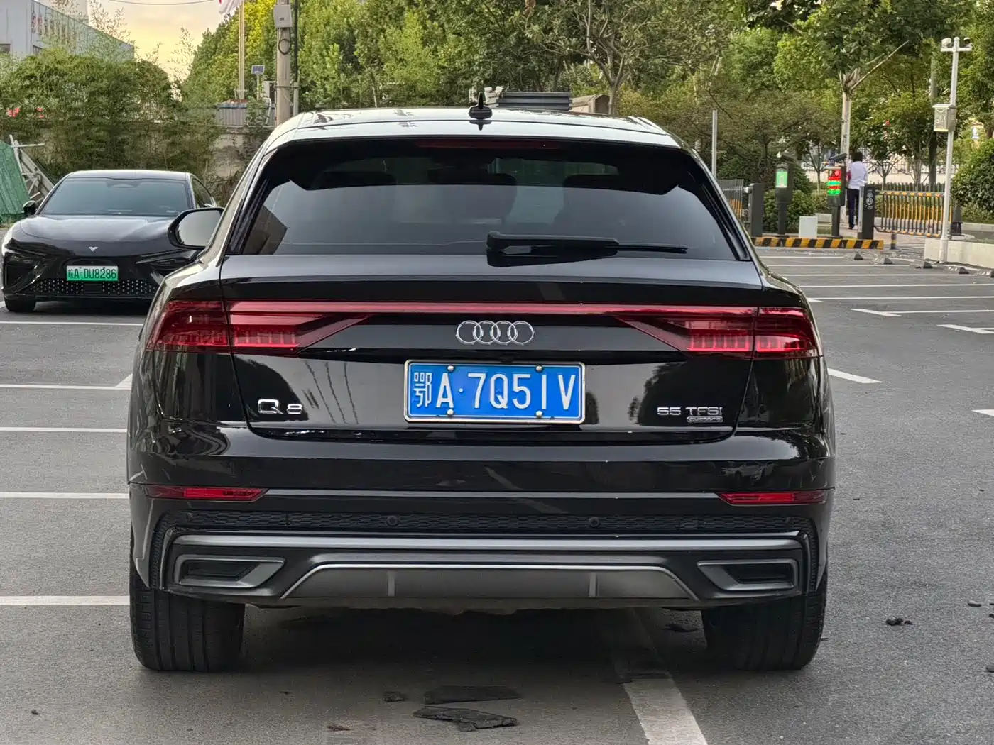 Audi Q8 2020 2019 55 TFSI Premium Dynamic