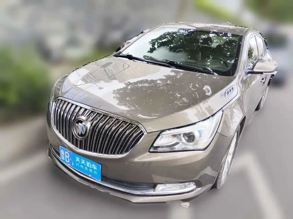 Фото 1 - Buick LaCrosse