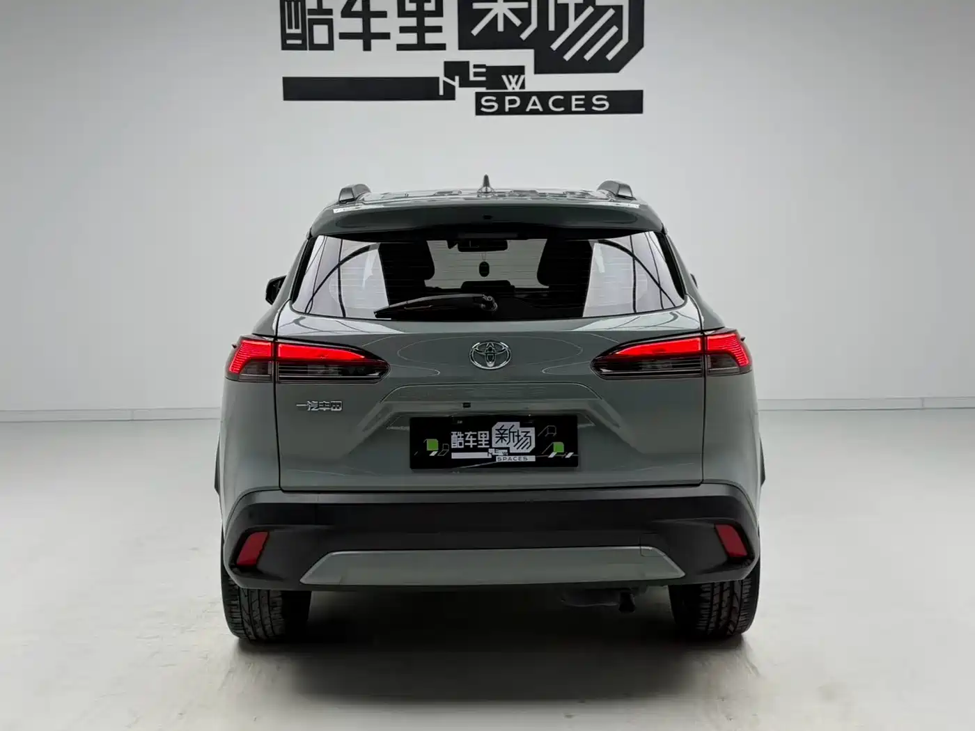 Toyota Corolla Cross 2023 2.0L Premium Edition фото 5
