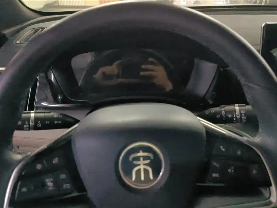 BYD Song PLUS PHEV 2021 DM-i 51KM Honor фото 14