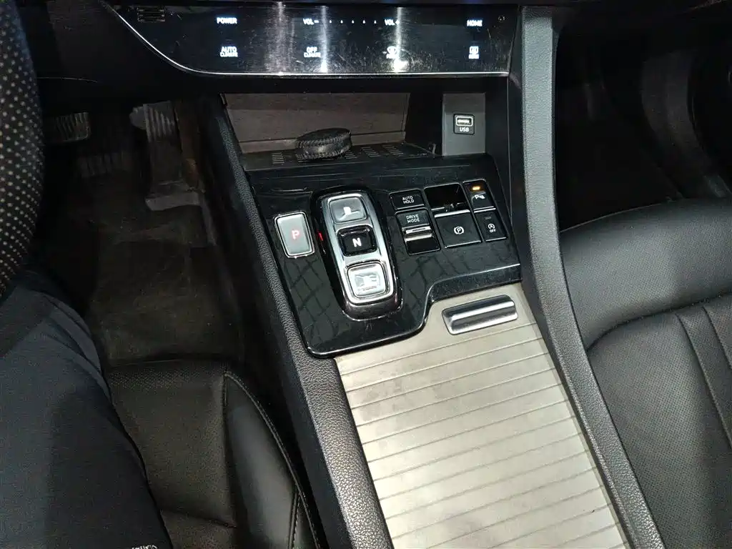 Hyundai Sonata 2020 270TGDi DCT GLS Elite Edition фото 10