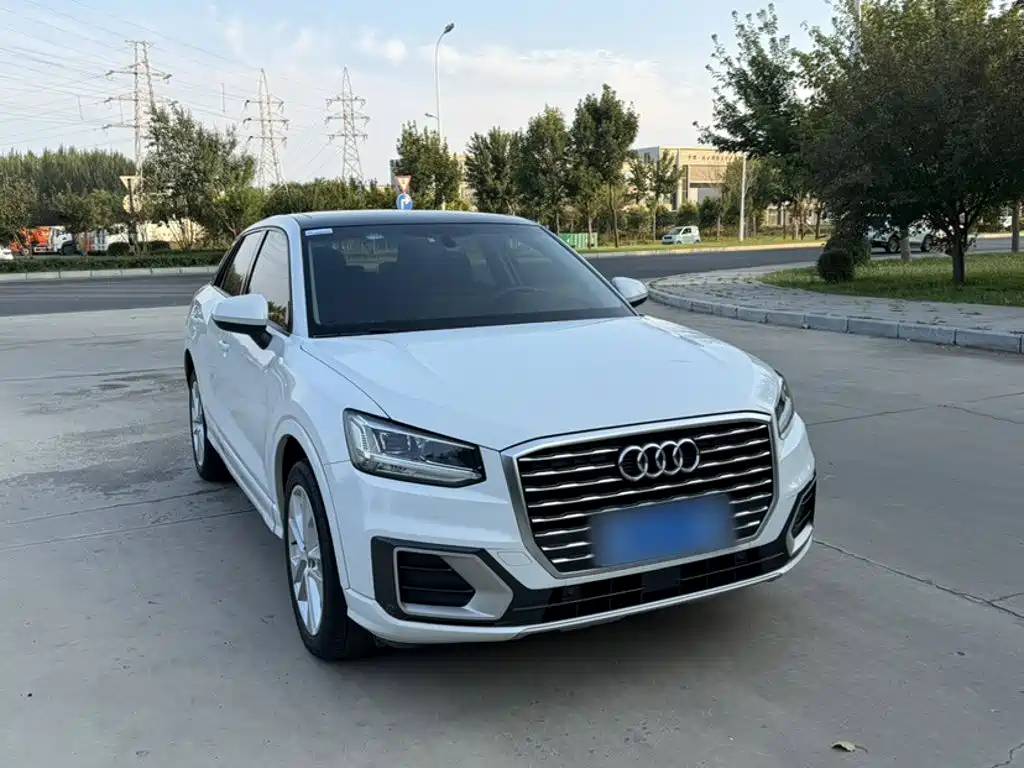 Фото 4 - Audi Q2L